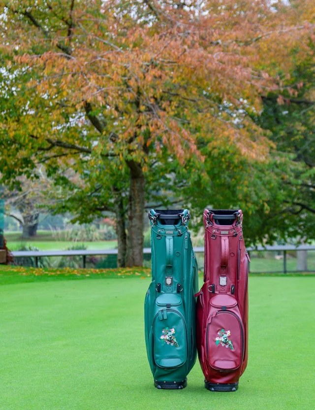 Have you checked out the pro shop lately? We have new bags in stock! This beautiful maroon and a gorgeous forest green, embroidered with the Wairakei Golf + Sanctuary logo.