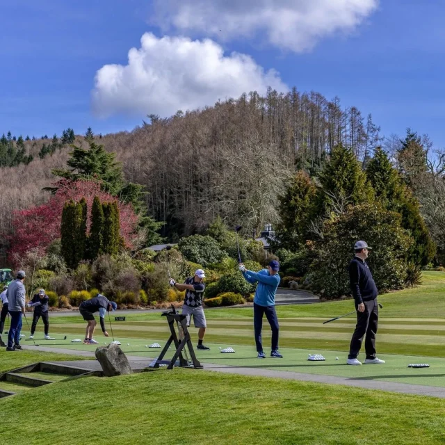 Have you checked out our winter special? $165 for 18 Holes (NZ Affiliated) Check out the link in our bio and this could be you at the range soon!🏌